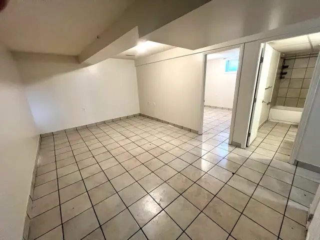 Basement suite available in 4 St NW