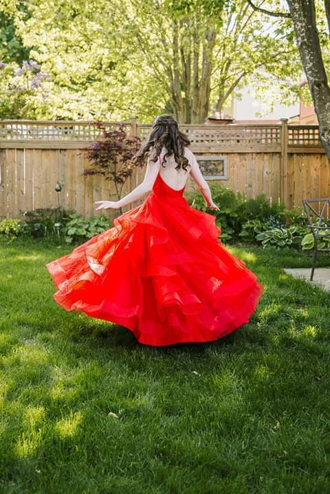 Red Prom Dress in Women's - Dresses & Skirts in Ottawa - Image 3