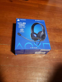 LVL40 wired gaming headset 