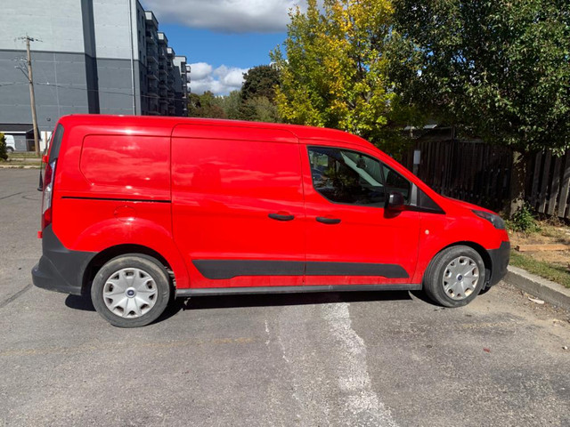 Ford transit connect 2016 in Cars & Trucks in Oshawa / Durham Region - Image 4