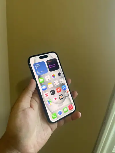 iPhone 15 128GB Unlocked For Sale, View more