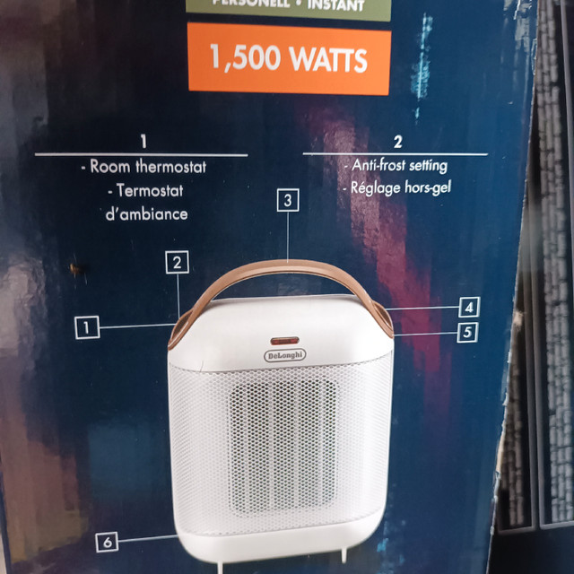 Compact ceramic heater De'Longhi  in Other in St. Catharines