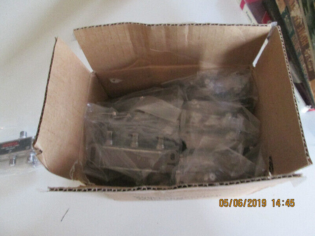 50 PCS--co axle connectors-SPLITTERS-2 and 3 connectors in Video & TV Accessories in St. Catharines - Image 4