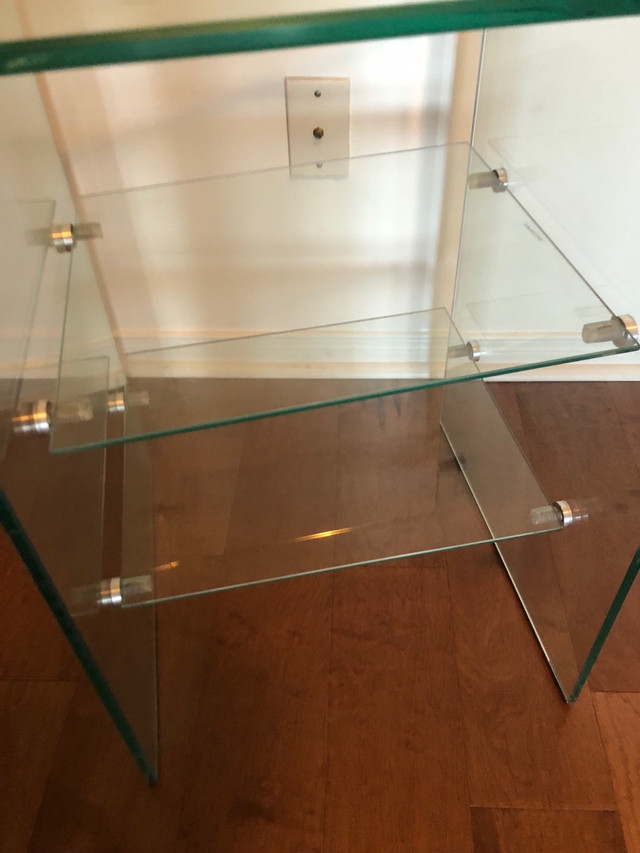 Tempered Glass Table  in Other Tables in City of Toronto - Image 3
