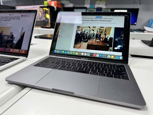 Apple MacBook Pro HOT SALE NOW A1989, i7, 16G ram, in Laptops in Markham / York Region