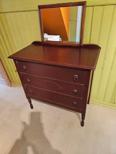 commode ancienne en acajou,avec 3tiroirs34x18pcs hauteur 34pcs m, View more
