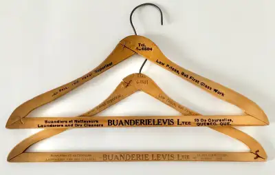 Antiquité. Collection Cintres en bois Buanderie Lévis Ltee, View more