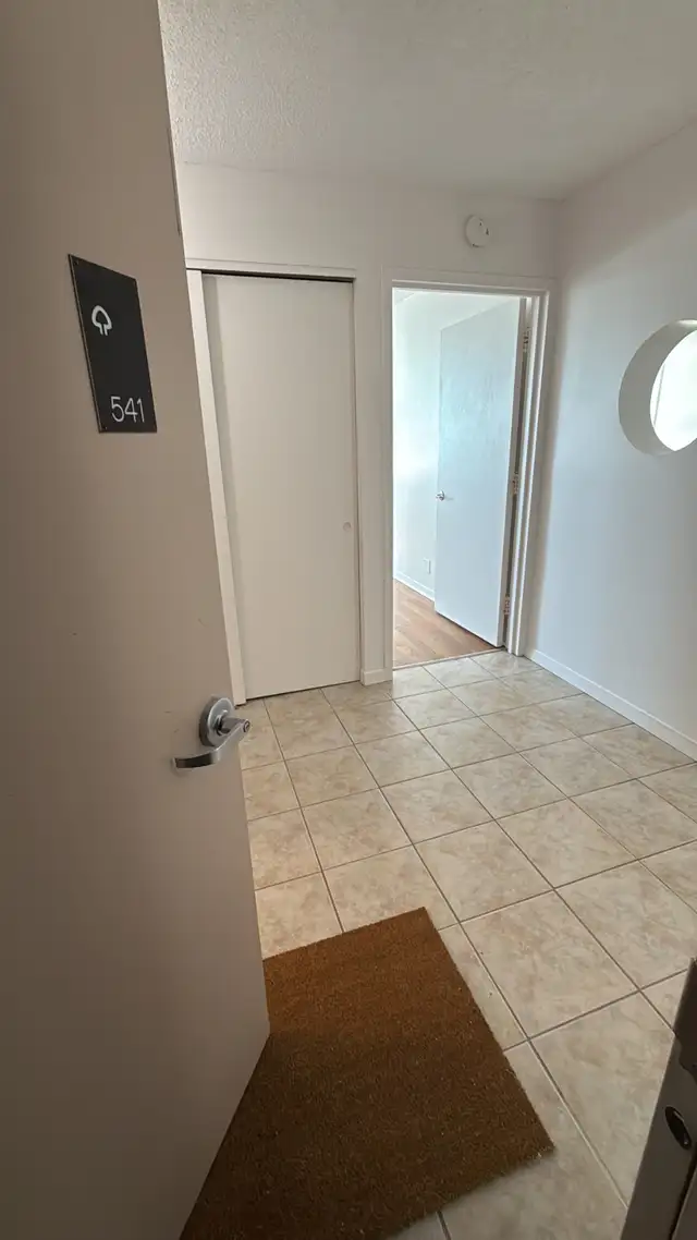 CESSION DE BAIL - Superbe 3 ½ très lumineux au cœur de Ste-Foy !