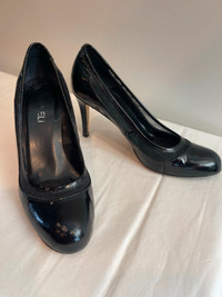 Vaneli Ladies Leather Dress Shoes Black Size 7