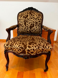 Antique Chair - Chaise Antique