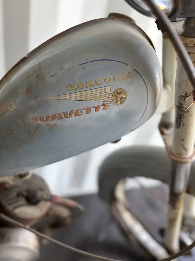 Extremely Rare Moped in Other in Saskatoon - Image 3