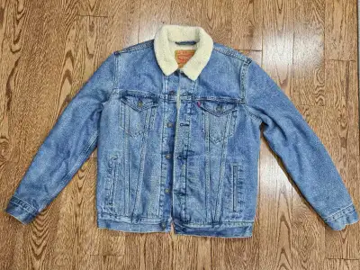 Levi Denim Sherpa Jacket M, View more