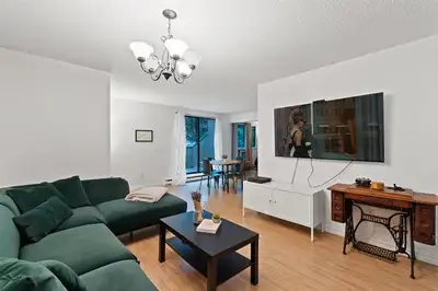 3 Bed 1 Bath Townhouse Rental - Aug 1st