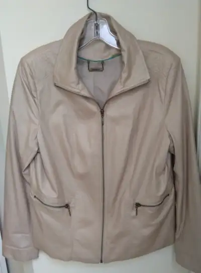 Ladies Faux Leather Jacket Sz Large Tan Jay, View more