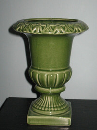Pot en céramique vert - décoratif ou pour plante