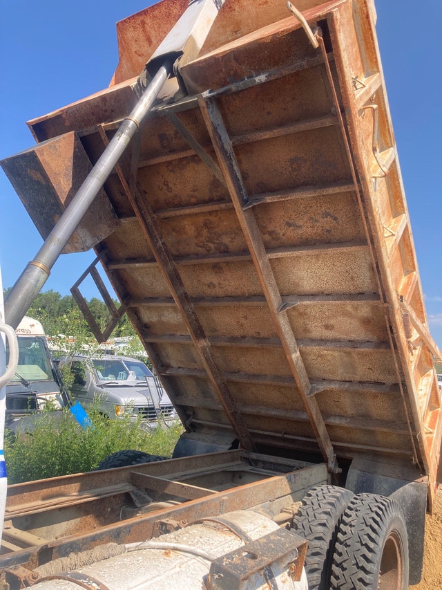 1987 Dump truck GMC Heavy Trucks La Ronge Kijiji