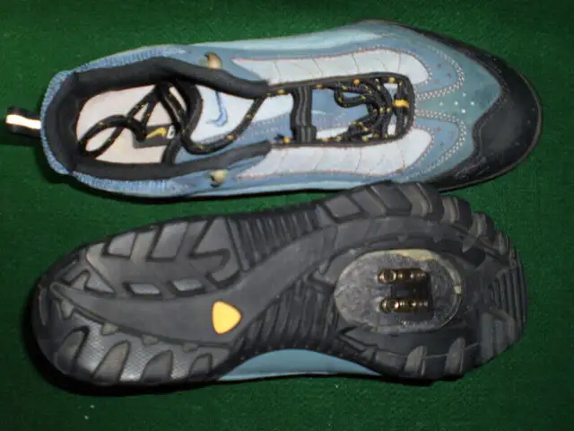 Men's Women's Road Mtn Cycling Shoes in Other in City of Toronto - Image 9