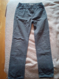 Pantalon gris garçon 12 ans - 8 $