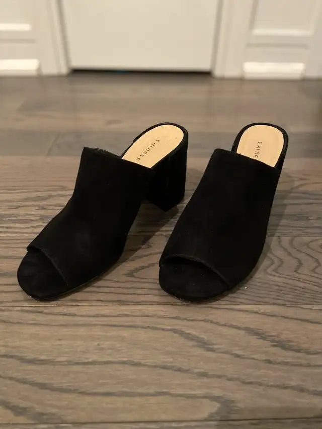 Women Sandal in Women's - Shoes in Markham / York Region - Image 5