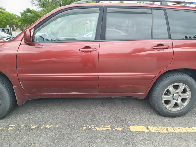 Toyota Highlander année 2006 in Cars & Trucks in Gatineau