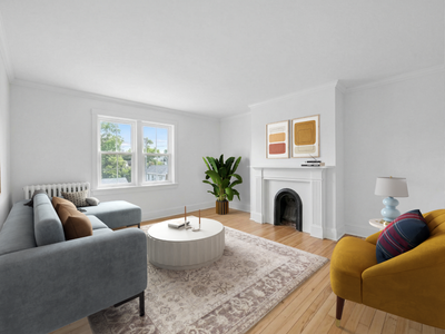 Available May 1st! 3 Bedroom Apartment - Downtown Charlottetown Showings will be scheduled for quali...