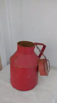 unique treasures house, antique oil canister