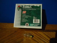 RONA 5W Indoor/outdoor clear bulbs