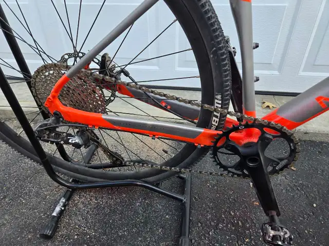 Marin Gestalt x10 Gravel Bike (Small) in Other in Guelph - Image 3