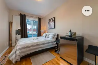 Chambre meublée avec salle de bain privée