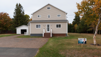 WOW ! QUELLE OPPORTUNITÉ PRIX RÉDUIT : $234 900 Propriétaire très motivé , Profitez de cette occasio...