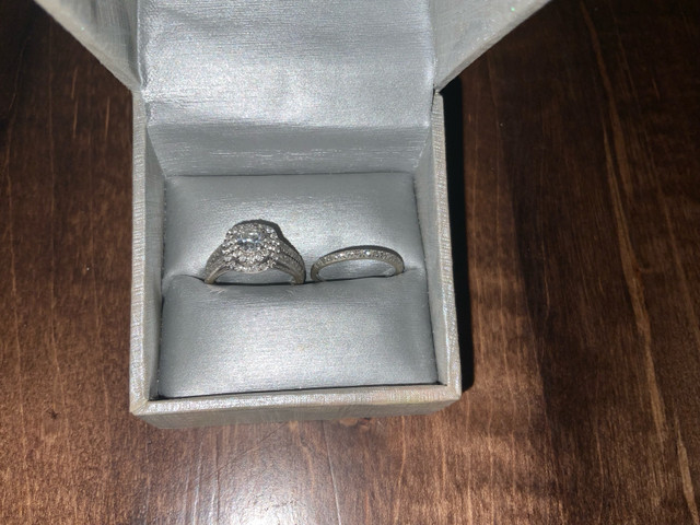 Zales engagement ring with band size 6 in Jewellery & Watches in Corner Brook