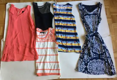 CERTAINS ITEMS SONT NEUFS - Vêtements pour femme, View more