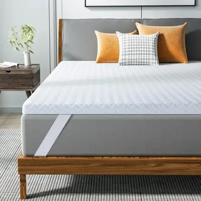Maxzzz Memory Foam Mattress Topper Queen 2 inch - NEW, View more