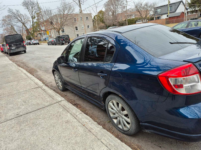 Suzuki sx4 2011 dans Autos et camions  à Ville de Montréal - Image 4