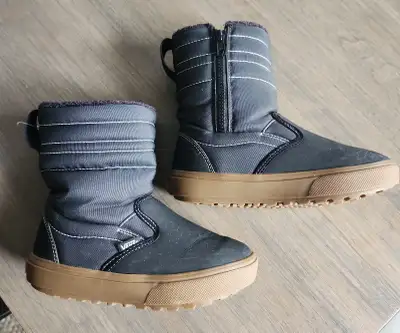 Vans winter boots, View more