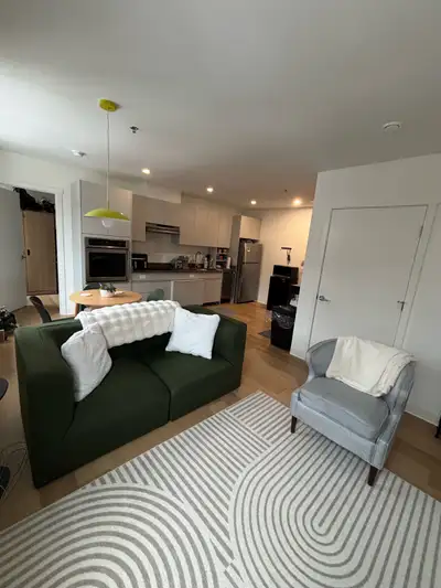 2 Bed 1 Bath Student Apartment