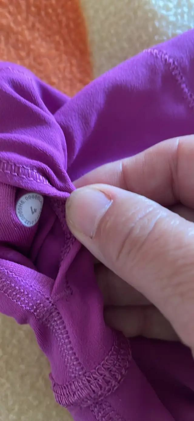 Lululemon Align Shorts size 4 like new in Women's - Bottoms in City of Toronto - Image 4