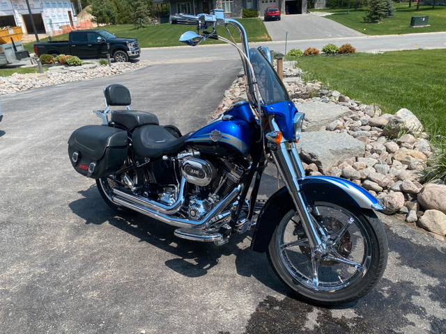 2010 Harley CVO convertible  in Street, Cruisers & Choppers in Barrie - Image 4