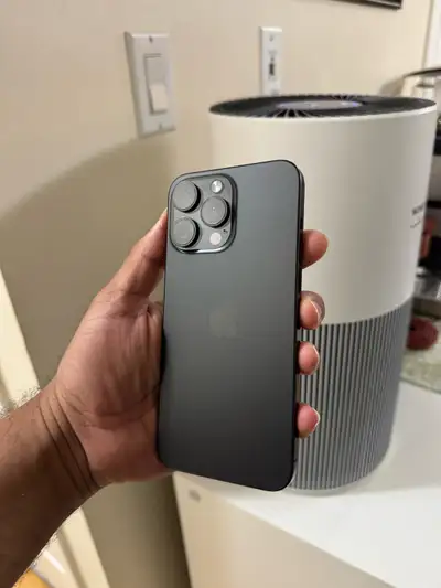 Like New iPhone 15 Pro Max 256GB [Black Titanium], View more