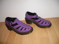 Dr. Martens - soulieres -- shoes -- size 37 eu/ 6 US