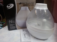 Bionaire Ultrasonic Humidifier/vaporizer by Sunbeam Canada
