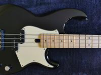 Yamaha BB434M 4-String Bass Guitar w/Maple Fingerboard - Black