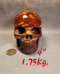 Crâne 4" Jaspe rouge naturel. Natural red Jasper Skull. Mokaïte