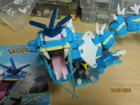Mega Construx Pokemon, Gyarados, style Lego