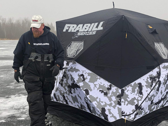FRABIL INSULATED BRO SERIES PORTABLE ICE SHACK 3-4 PERSON + SLED in Fishing, Camping & Outdoors in North Bay - Image 3