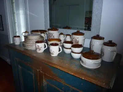 Set de vaisselle poterie de Beauce, View more