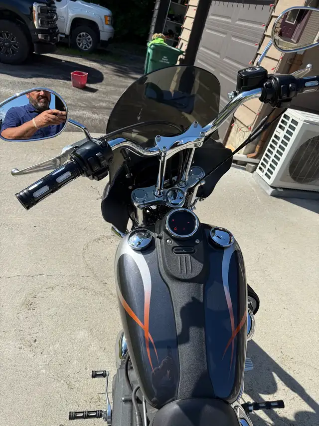 2007 Harley Davidson Street Bob in Street, Cruisers & Choppers in Revelstoke - Image 7