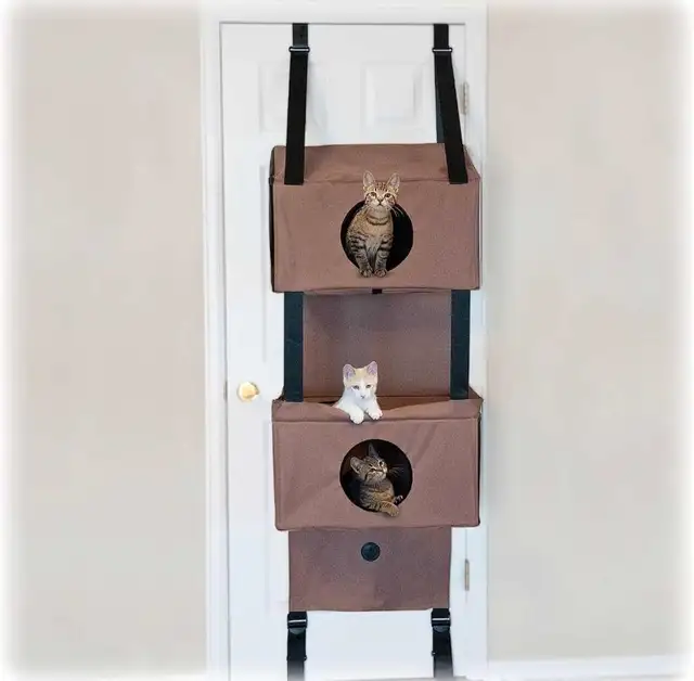  Hangin' Feline Funhouse Small Tan 57" x 22" x 12 Cat Furniture in Other in Laval / North Shore - Image 2