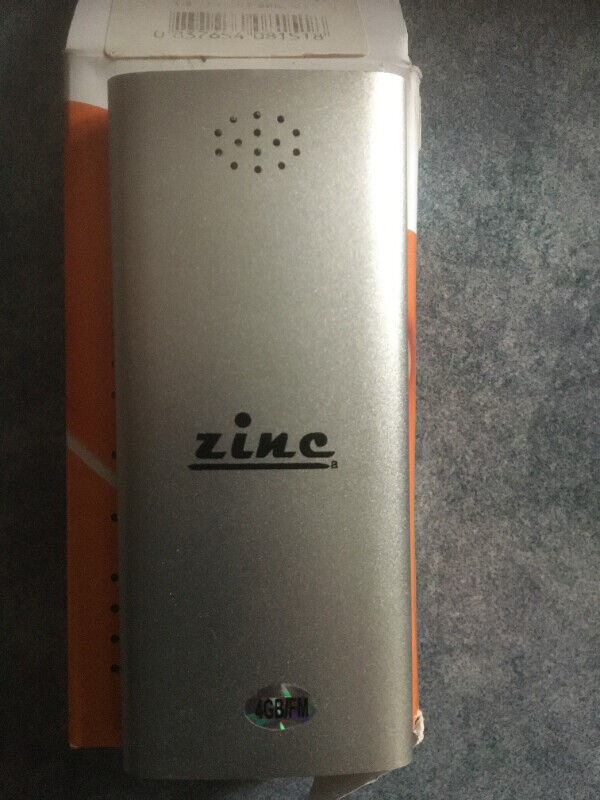 ZINC MUSIC PLAYER 4 GB in Stereo Systems & Home Theatre in City of Toronto