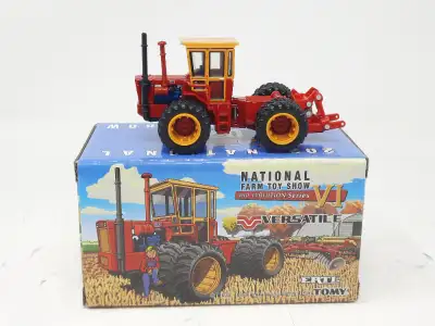 1/64 Versatile 125 4WD Toy Tractor With Cab, View more